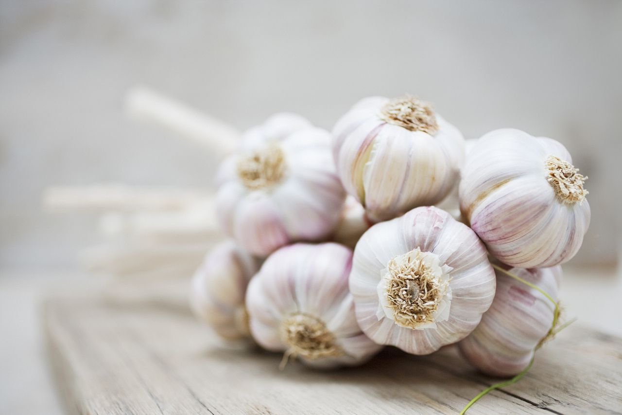 peel garlic