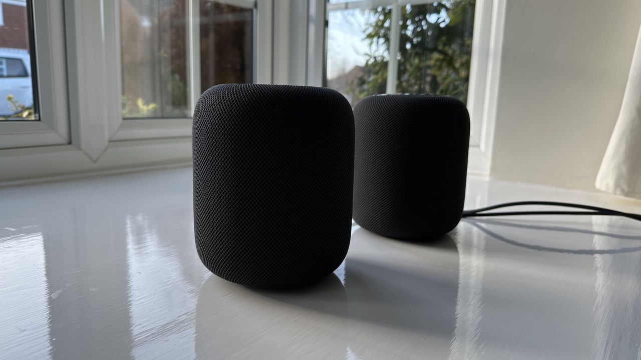 Apple HomePod 2 vs Apple HomePod