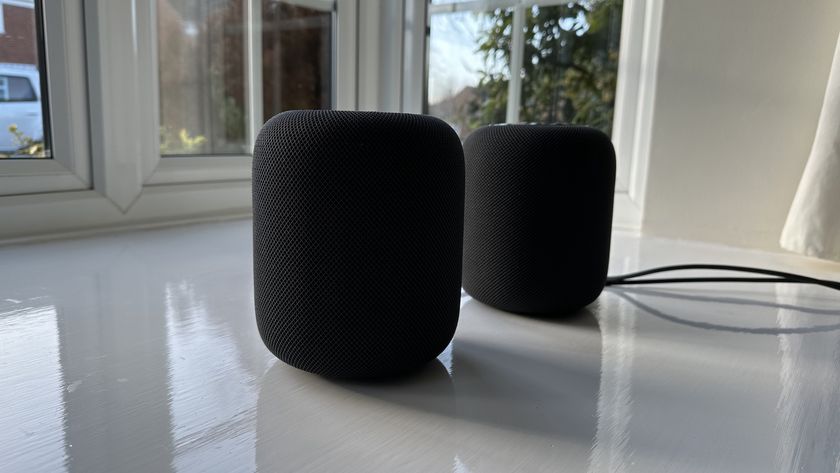 Apple HomePod 2 vs Apple HomePod