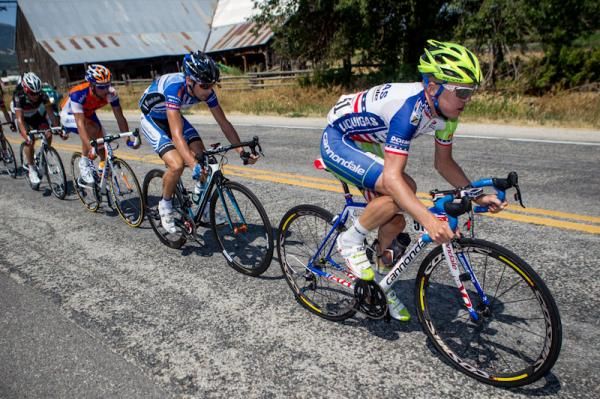 Timmy Duggan (Liquigas-Cannondale) leads the break.