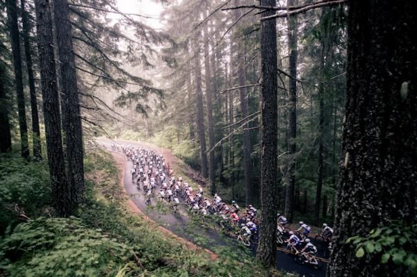 The field hits the base of the McKenzie Pass climb.