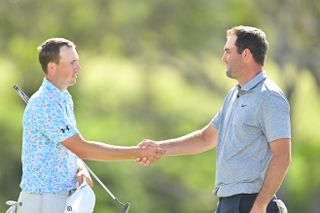 Jordan Spieth and Scottie Scheffler shake hands