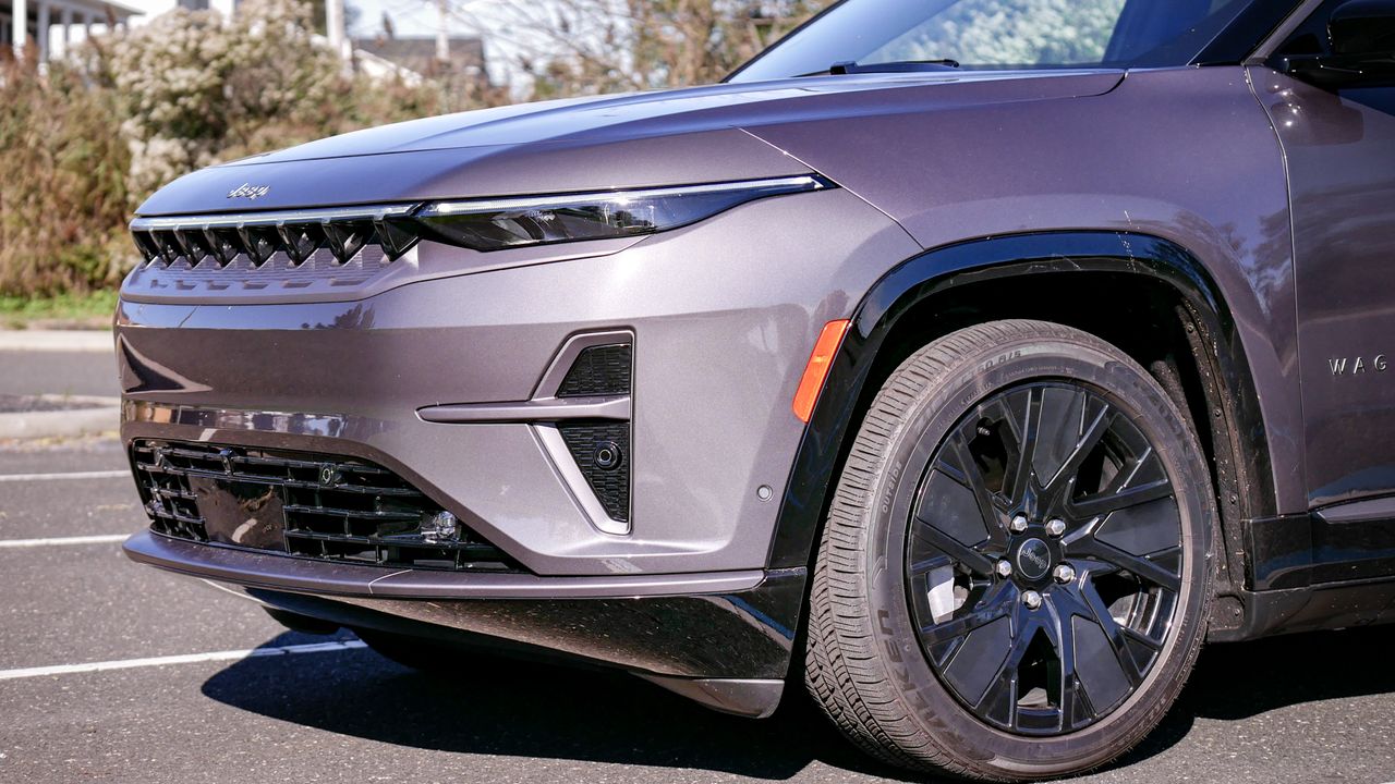 2025 Jeep Wagoneer S test drive.