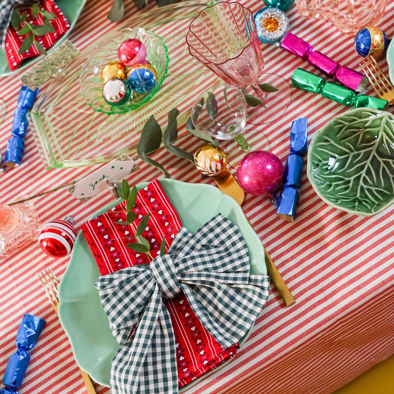 Christmas table decoration ideas for decadent dinners | Ideal Home