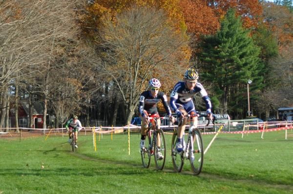 Jerome Townsend (BikeReg.com / Joe's Garage / Scott) and Luke Keough (Champion System p/b Keough Cyclocross) charge off the front as Luca Damiani (El Gato) chases on.