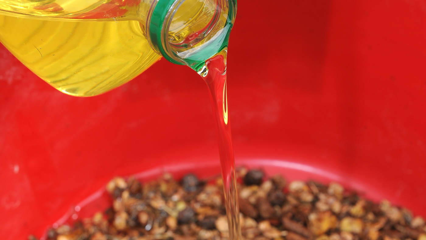 oil for horses