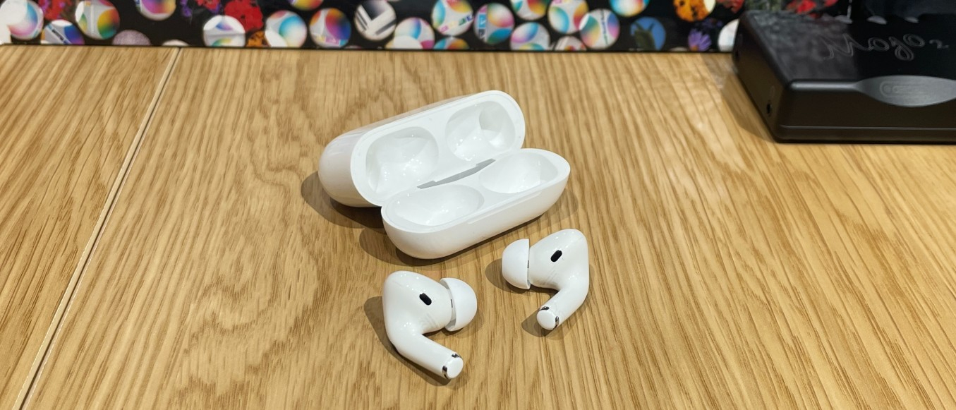 2022 AirPods Pro Wireless Headphones Review