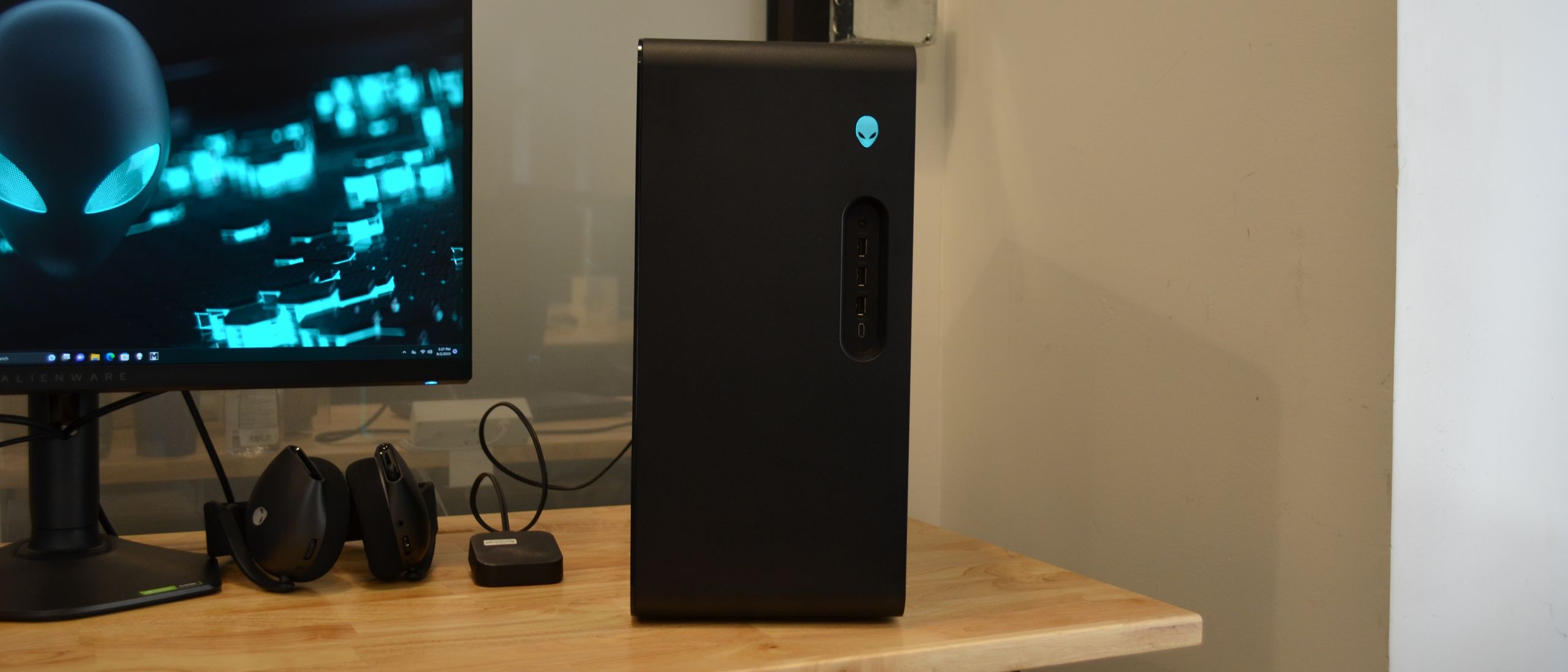 Alienware Aurora R16 review: a little less Alien, a little more office ...