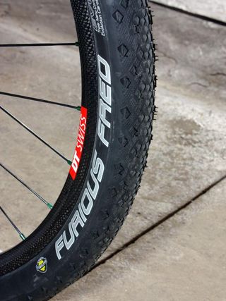 In keeping with their racing intentions, Scalpel bikes will include fast rolling tires that prioritize speed over traction.