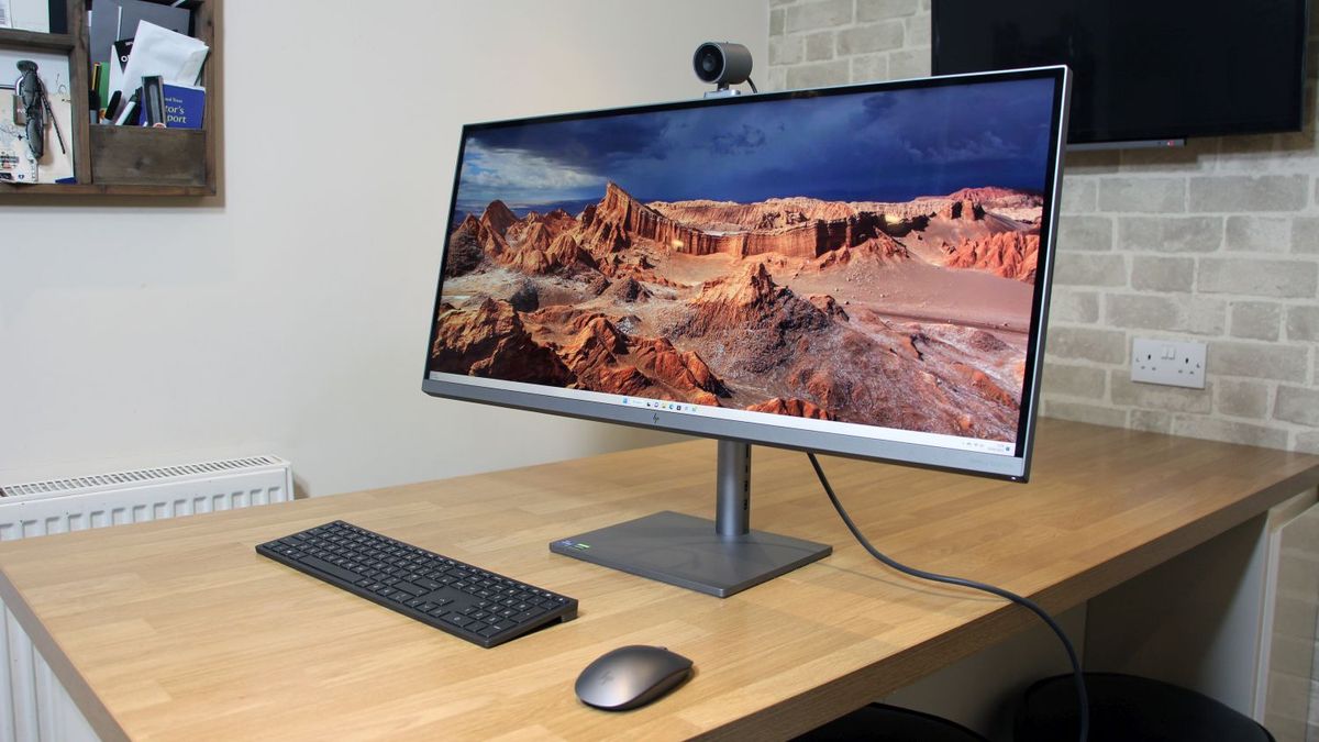 HP Envy 34 review: An incredible display undermined by