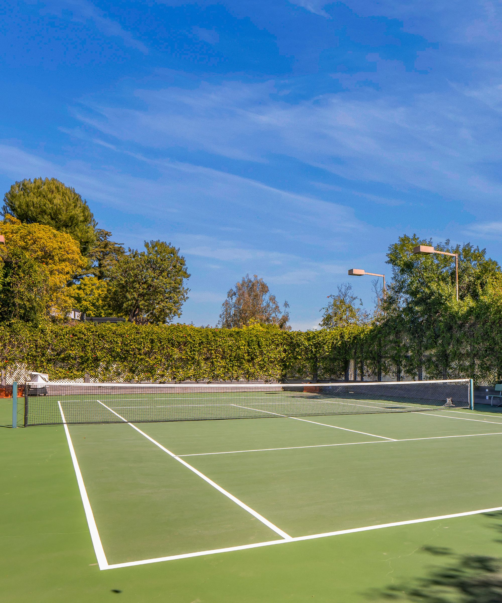 Quincy Jones' tennis court
