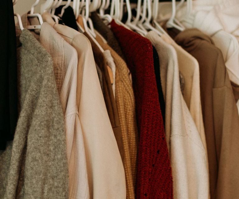 I tried my mom's easy 4step decluttering technique and it finally got me over my clothes