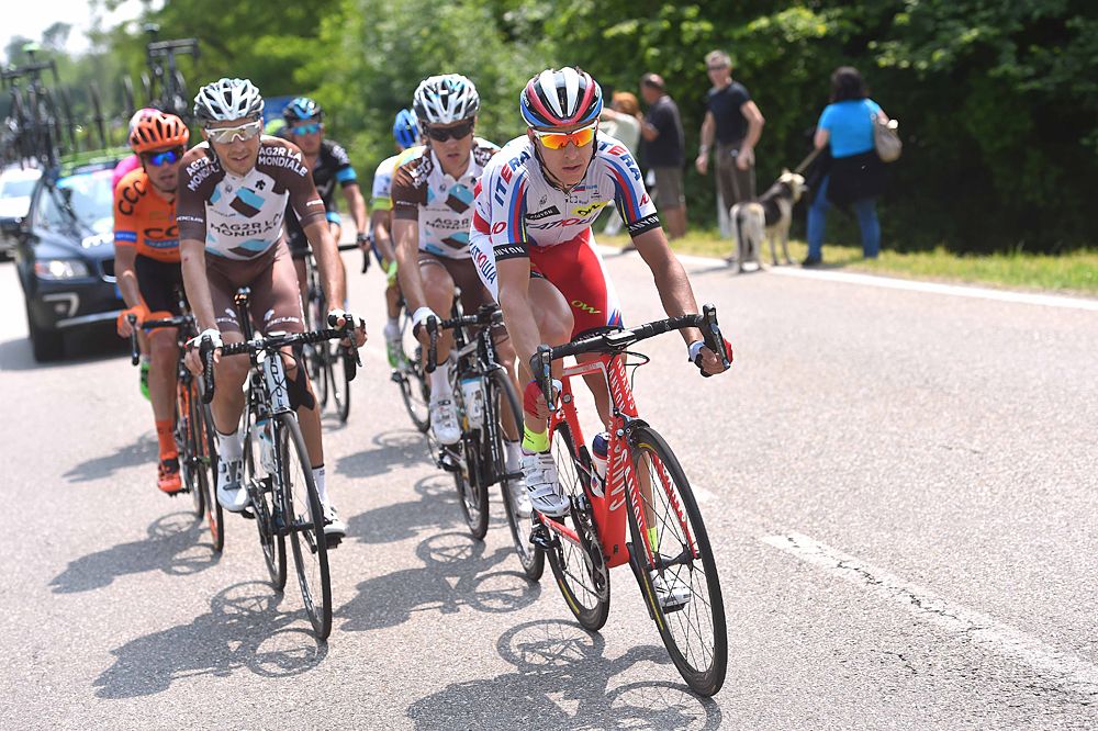 team Katusha riding at the front of the group