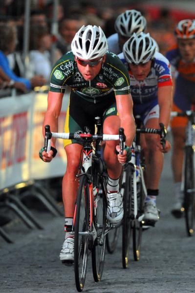 Sven Nijs (Landbouwkrediet) has a go