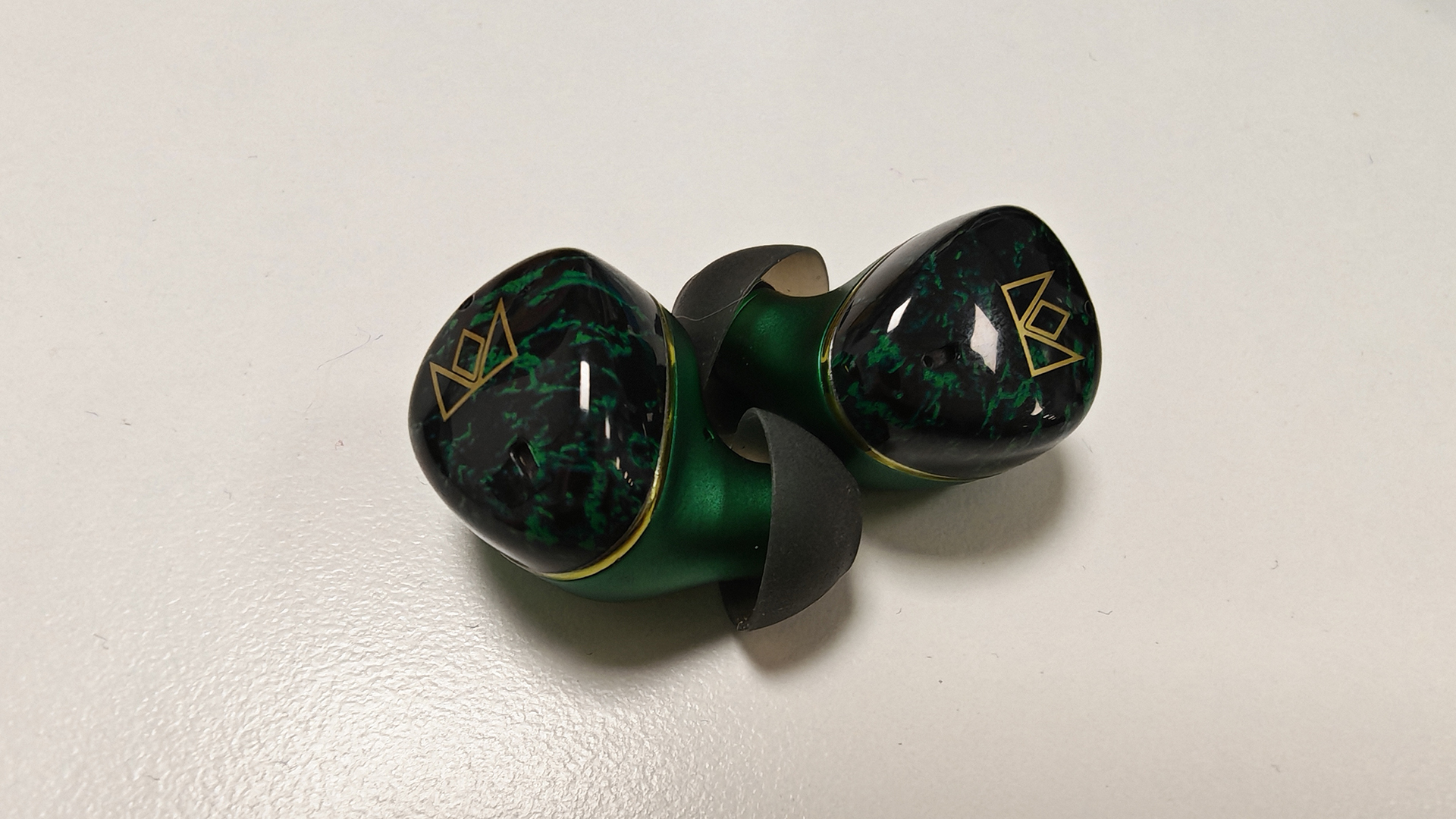 The Noble FoKus Rex5 and FoKus Amadeus IEMs.