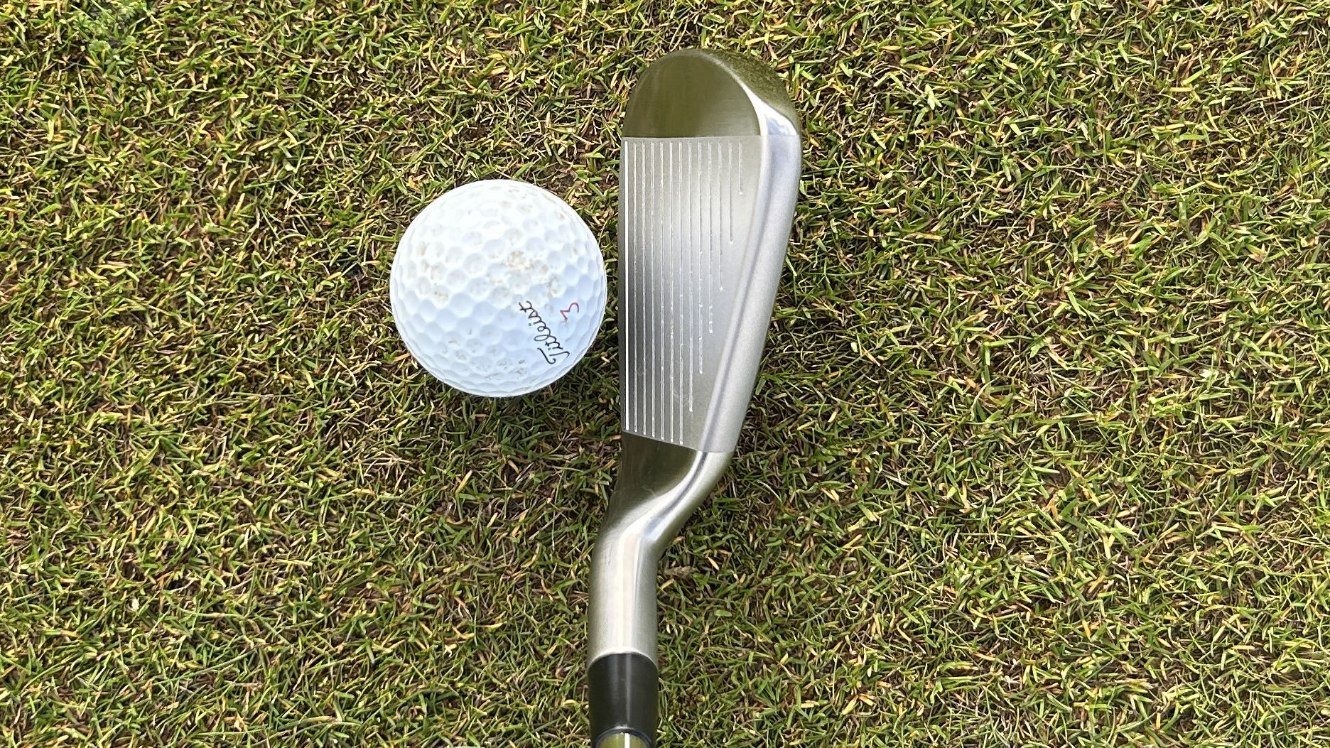 Photo of the Tour Edge Hot Launch Max 7 Iron