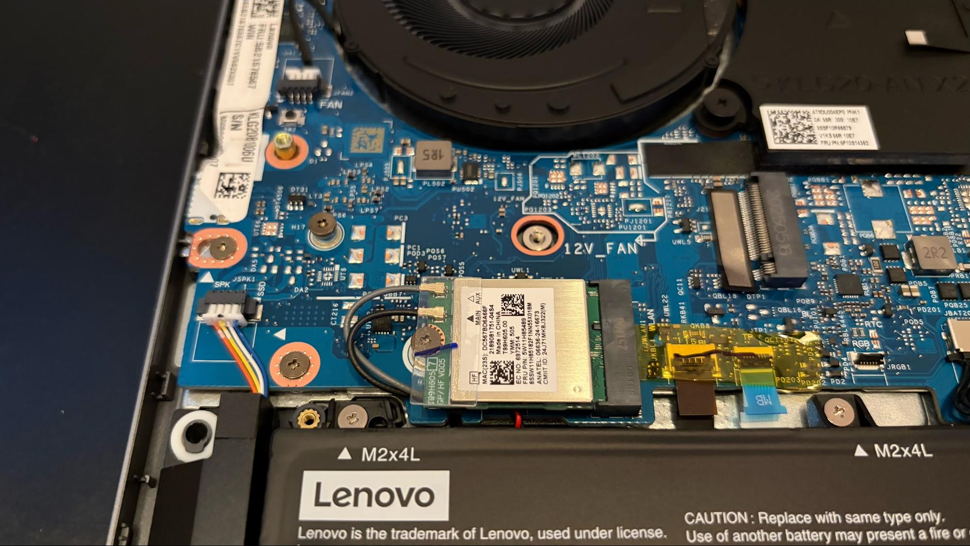 Lenovo Legion LOQ 15 (2025)