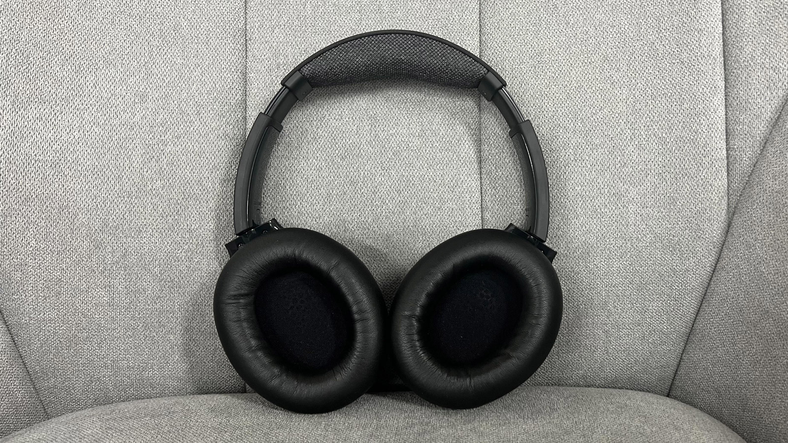 Inside view of Skullcandy Crusher ANC 2 earcups