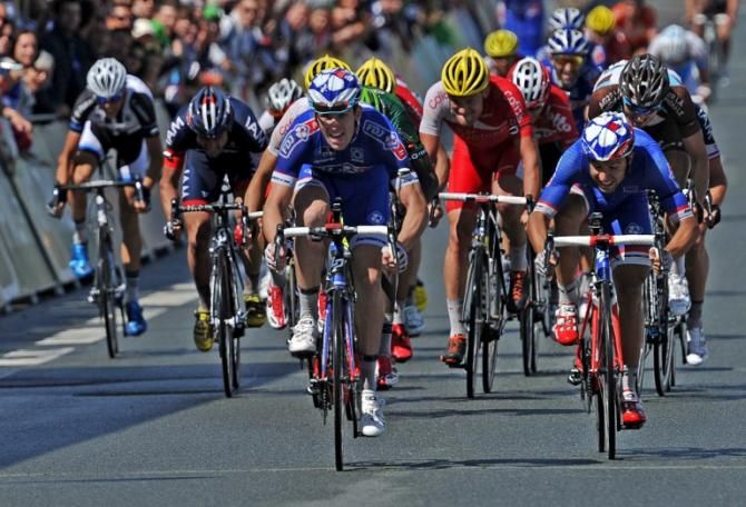 Arnaud Demare sprints toward a win