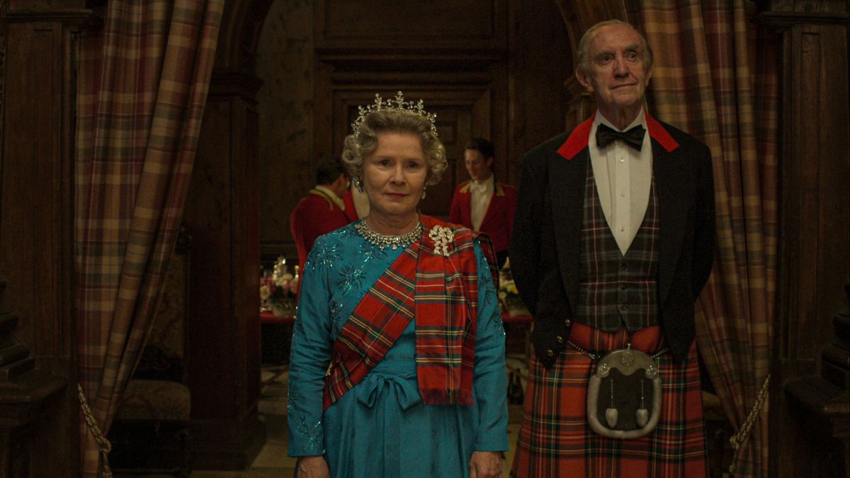 Imelda Staunton and Jonathan Pryce in The Crown season 5