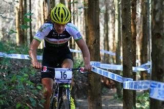 Disappointment riddled the face of South Africa's Rourke Croeser after a second lap fall put him a long way off the pace in the under 23 men's cross country race