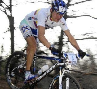 Leonardo Paez (Team TX Active Bianchi) will return to racing soon after breaking his hand.