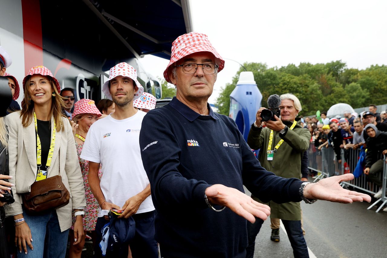 Marc Madiot in a Cochonou hat