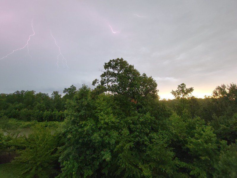 Samsung Galaxy S21 Ultra Lightning Pictures Long Term Review