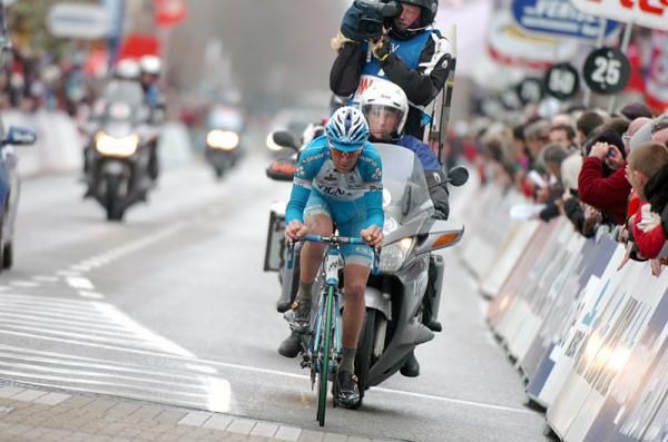 Federico Canuti (Colnago - CSF Inox) on the attack.
