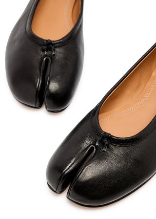 MAISON MARGIELA, Tabi leather ballet flats