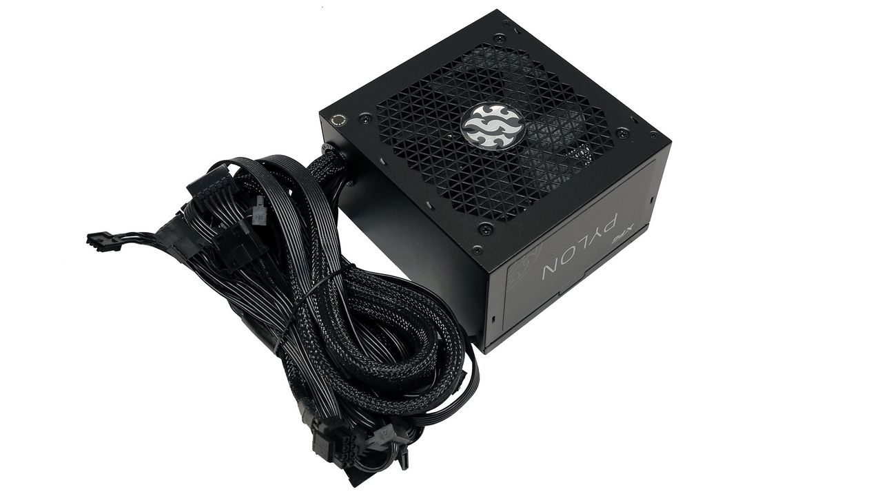 XPG Pylon 650