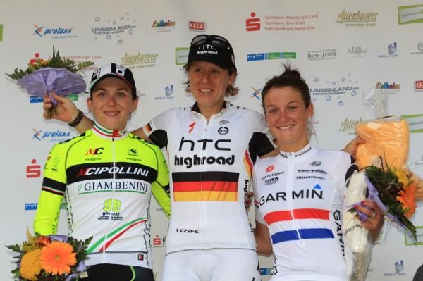 The podium - Monia Baccaille (SC MCipollini Giordana), Ina Yoko Teutenberg (HTC-HighRoad) and Elizabeth Armitstead (Garmin-Cervelo)