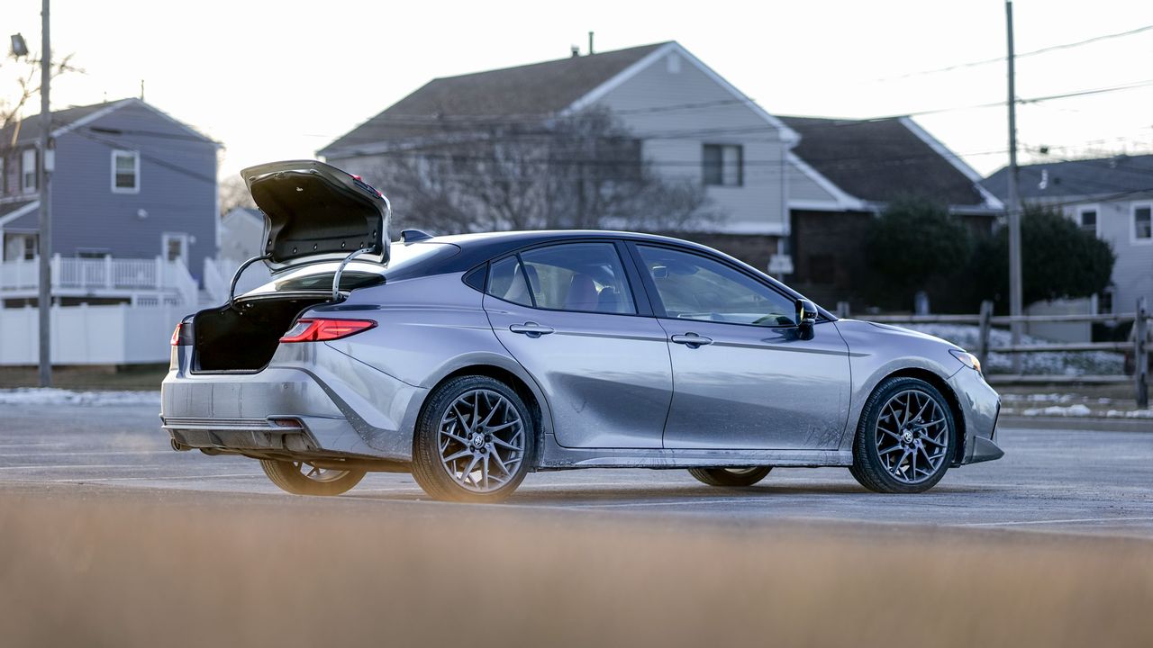 2025 Toyota Camry Hybrid XSE test drive review.