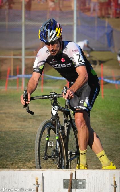 Tim Johnson (Cannondale Cyclocrossworld.com) with an eleven second lead late in the race