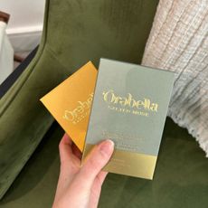 Junior beauty editor Grace Lindsay testing Orebella perfumes