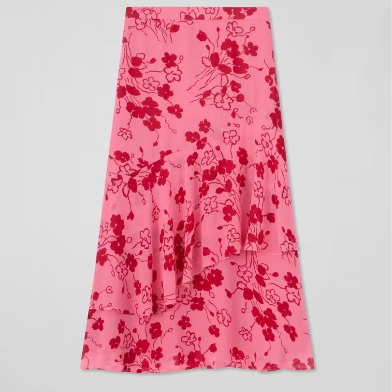 pink skirt