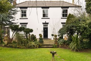 Georgian farmhouse exterior