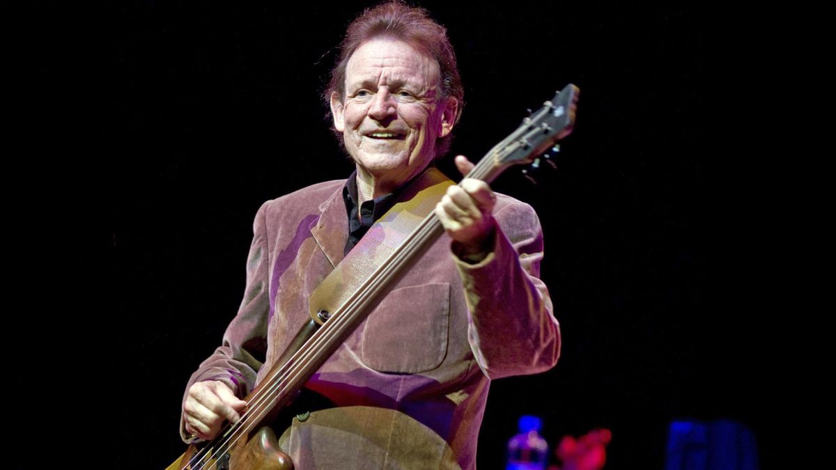 Песни брюса. Джек Брюс. Jack Bruce:Live 2012. Jack Bruce Robin Trower 2008. Джек Брюс фото.