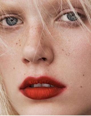 Blurred Lips, model with red lipstick and blonde hair