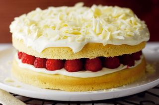 White chocolate cake