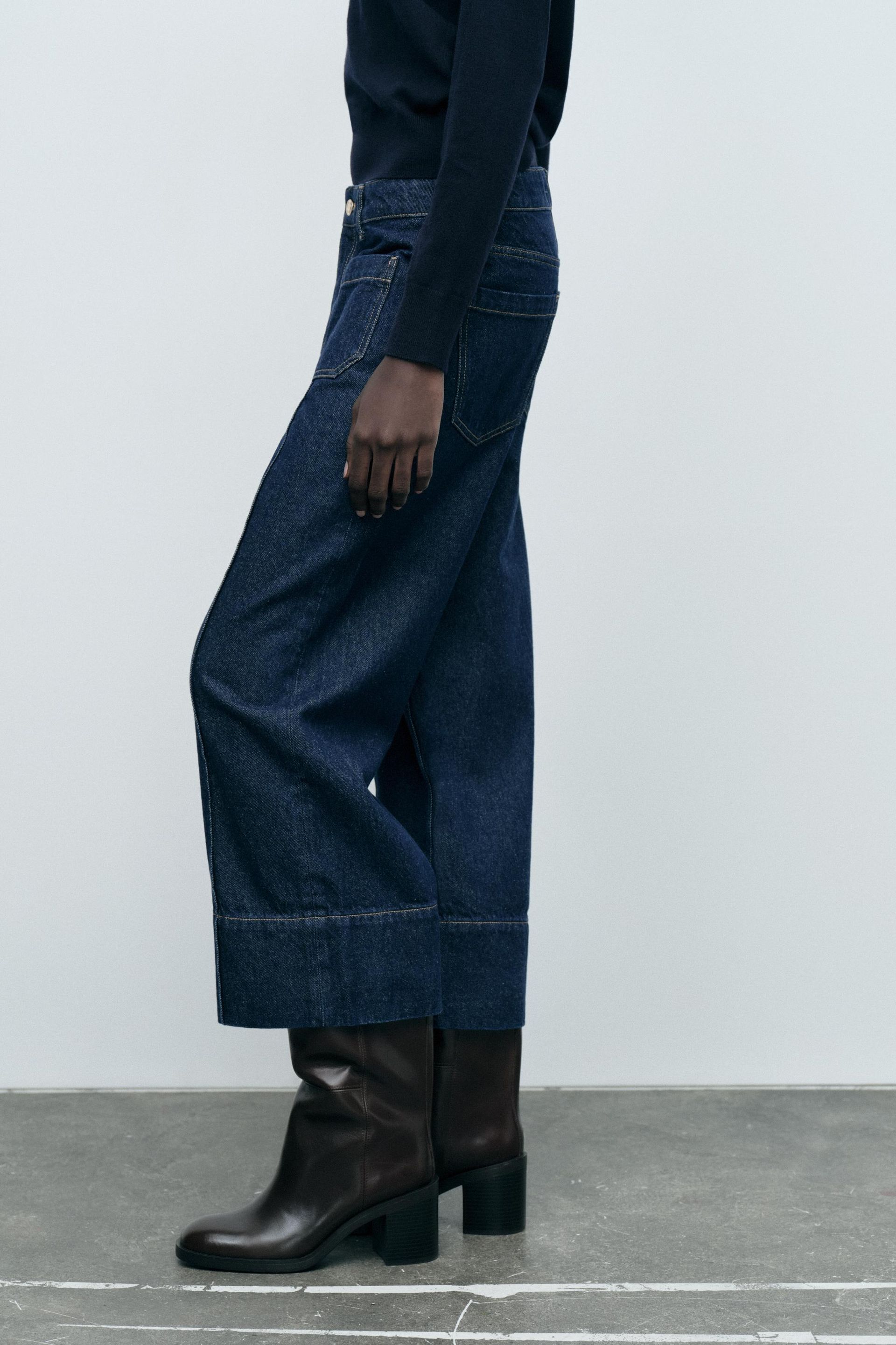 High-Waisted Z1975 Cropped Wide Leg Jeans