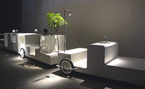 Furnivehicle-mobile garden furniture in the shape of a train