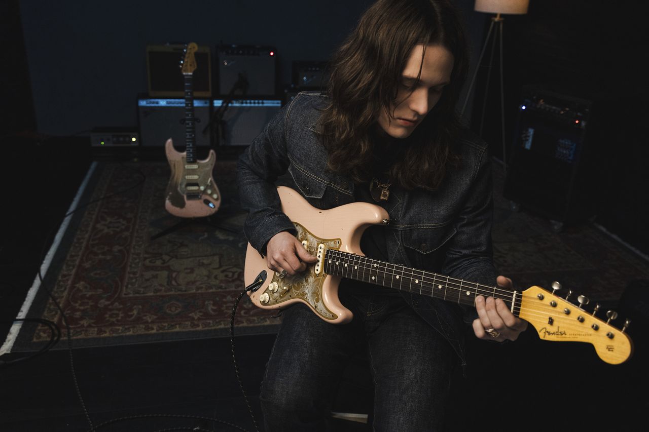 Tyler Bryant plays his new Fender Custom Shop signature "Pinky" Stratocaster