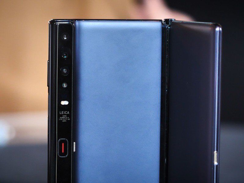 Huawei Mate XS