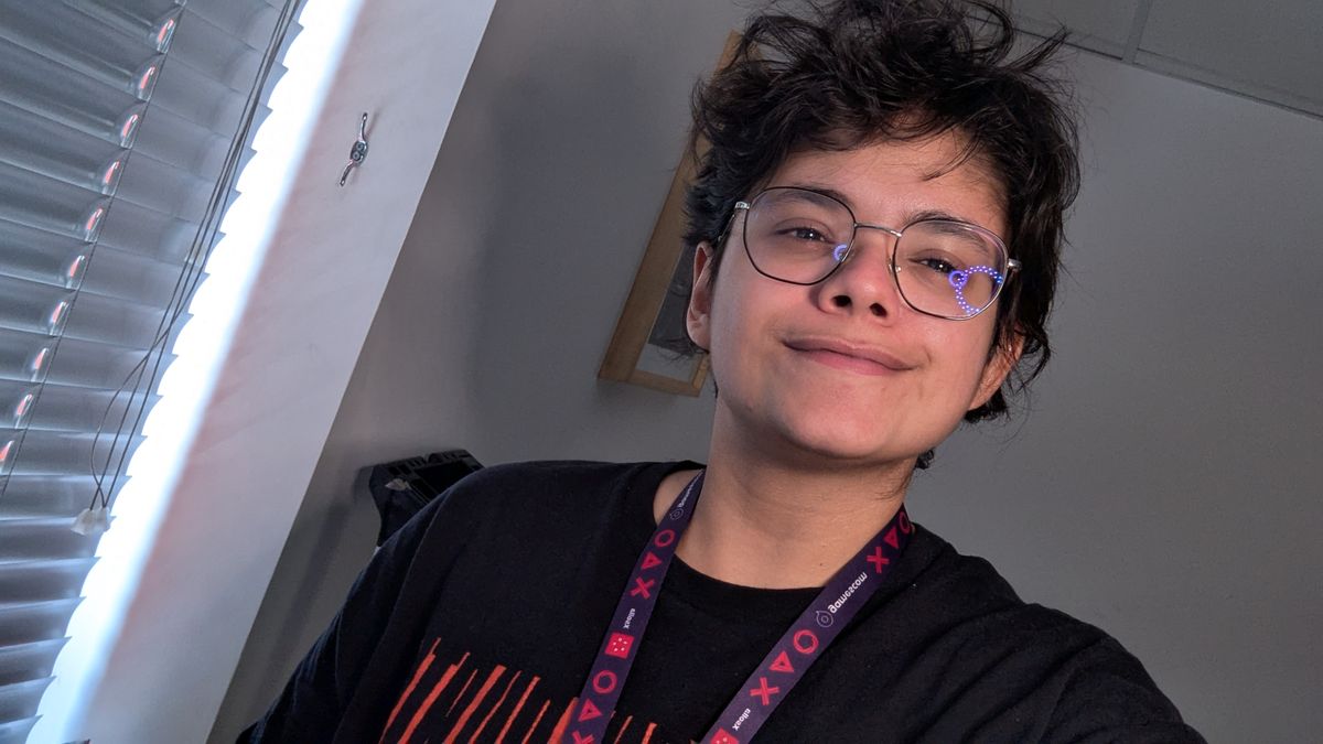 A photo taken with the Rotolight Ultimate Vlogging Kit