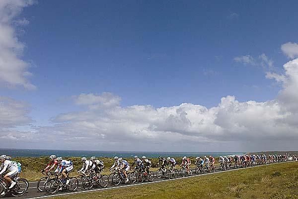 The peloton on the Bellarine Peninsula near Port Campbell during the 163.5-kilometre third stage.