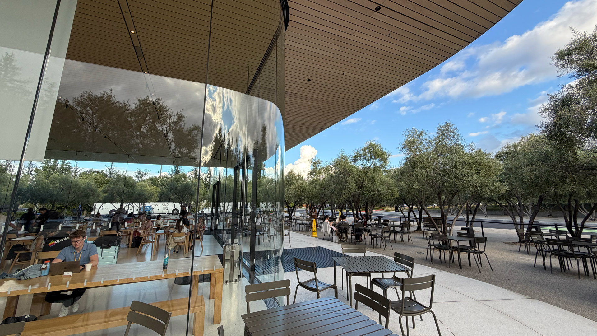 Apple iPhone 17 Pro Max REVIEW photo samples