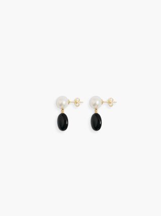 Anting Dualisme