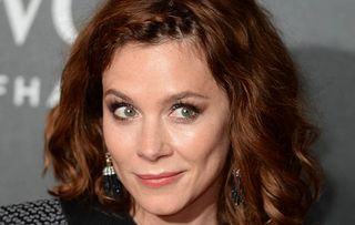 anna friel