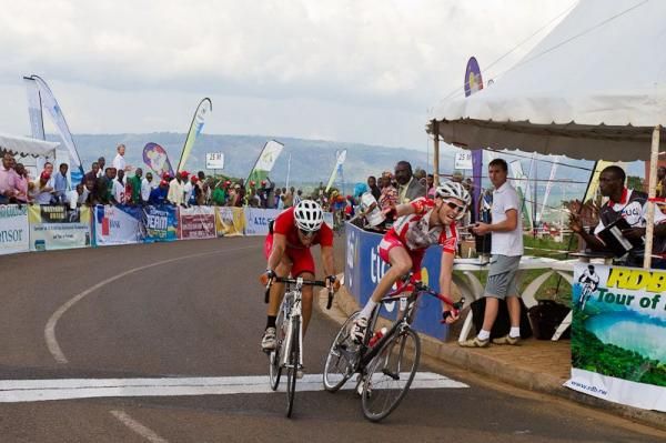 Benjamin Trouche (C.A. Castelsarrasin) outsprinted Ibrahim James Yousef (Egypt) to win stage three.
